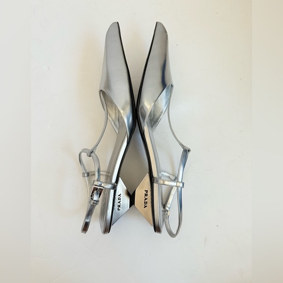 Prada Metallic Grey leather Modellerie Pointed Toe Kitten Heel Pump EU 39.5 - Picture 9 of 12